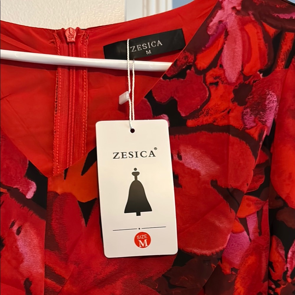 Vibrant Red Floral Long Sleeve Dress - Picture 4 of 4